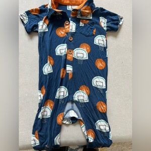 Posh Peanut short sleeve collared romper 2T